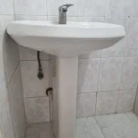روشویی همراه شیر