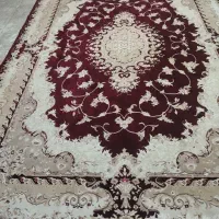 یه عدد فرش شش متری