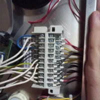 خط تلفن ثابت