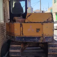 بیل مکانیکی زنجیری میتسوبیشی چهار تن|ماشین‌آلات صنعتی|بسطام, |دیوار