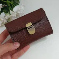 تعدادی محصولات چرمی