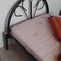 دو عدد تخت تک نفره فرفورژه مشکی
