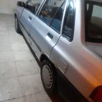 پراید نقره‌ای مدل ۸۶