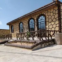 سیمان کاری طرح سنگ چوب رنگ آمیزی