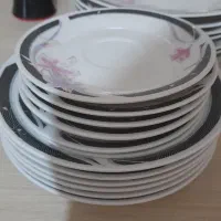 ظروف چینی نو شامل میوه خوری و غذاخوری