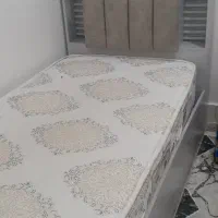 تخت خواب باتشکر اصل،کمد،میزآرایشی باعسلی|تخت و سرویس خواب|پارسیان, |دیوار