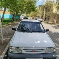 خودروی سواری پراید