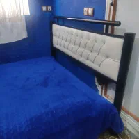 تخت دونفره همراه با تشک