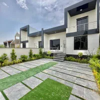 نیم-پیلوت-240متری-با-فضا-سالن-بزرگ-در-ضمن-3خواب