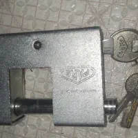 قفل کتابی