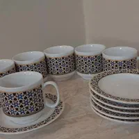 یسری وسایل نو اصل قدیمی.پیاله وپارچ ومیوه خوری