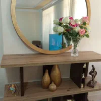 آیینه و کنسول