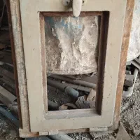 تخته بنایی قالی کار، بشکه درب دار در با شیشه دریچه|مصالح و تجهیزات ساختمان|اصفهان, مولوی|دیوار