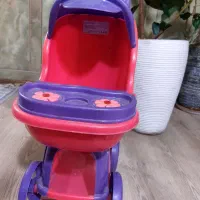 عروسک و کالاسکه