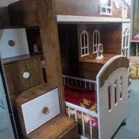 تخت دو طبقه کلبه ای