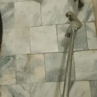 دوش متحرک ودوش ثابت