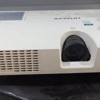 پروژکتور هیتاچی