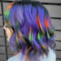 جشنواره تخفیفات خدمات زیبایی (میکاپ و رنگ و احیا..