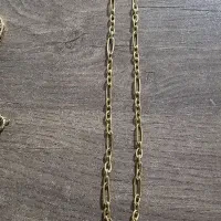 طلا در حد نو و استفاده نشده