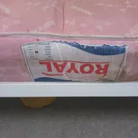 تخت دوطبقه فلزی