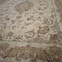 فروش فوری فرش و وسایل منزل و وسایل دیگه