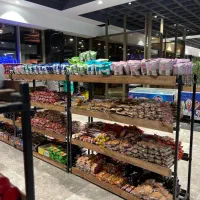 رگال وسط فروشگاه دو طرفه