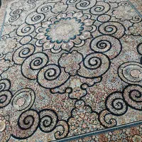 مبلمان و یک فرش