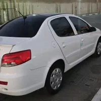 رانا پلاس سقف شیشه ای|خودرو سواری و وانت|تهران, استاد معین|دیوار