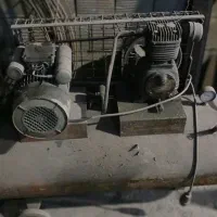 دو دستگاه پمپ باد