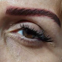 کاشت مژه با بهترین متریال|خدمات آرایشگری و زیبایی|رشت, معلم|دیوار