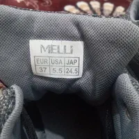 کفش|کیف، کفش، کمربند|مسجد سلیمان, |دیوار