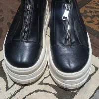 کفش و کتونی|کیف، کفش، کمربند|پرند, فاز ۲|دیوار