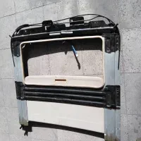 تعدادی لوازم یدکی سواری ام وی ام 530 بشرح زیر دارم