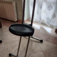 صندلی نوازنده گیتار و موسیقی برابانتیا