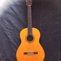 گیتار یاماها c70 اصلی