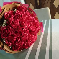 گل رز روبانی دسته گل مصنوعی شیک ماندگار|گل مصنوعی|قم, زنبیل آباد|دیوار