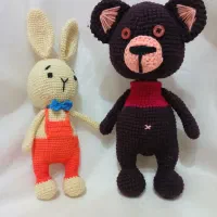 عروسک دستبافت