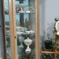 بوفه چوبی سالم و در حد نو