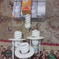 سه عددلامپ هالوژن سقفی و۵تاکم مصرف ونو|لامپ و چراغ|کرج, دهقان ویلا|دیوار