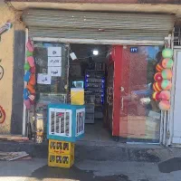مغازه-حاشیه-صدمتری-آخر-مفتح