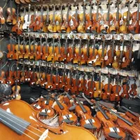 ویولن پائولو ماگینی هاردکیس پایه آرشه شولدر