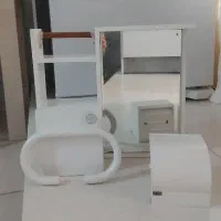 آینه و باکس و جا حوله و دستمال توالت