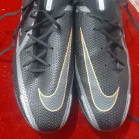 کفش استوک فوتبالی فانتوم