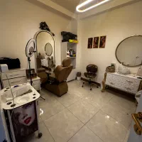 واحد تجاری/مناسب سالن زیبایی|اجارهٔ دفتر کار، اتاق اداری، مطب|بروجرد, |دیوار