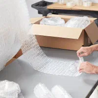 سلفون .کارتن اسباب کشی وپلاستیک حباب دار|حراج|مشهد, صیاد شیرازی|دیوار
