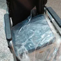 ویلچر حمام و دستشویی