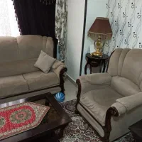 مبل راحتی  و میز ناهارخوری