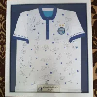 قاب تابلوی استقلال