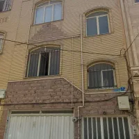 رهن و اجاره ۵۰ متری با پارکینگ در حشمتیه