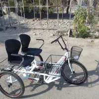 دوچرخه سیاه سفید